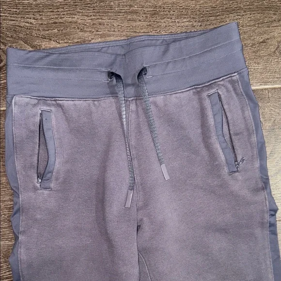 lululemon athletica winter Joggers - Picture 2 of 7